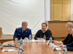 Коммунальщики Поморья жалуются на предпринимателей, которые подкидывают мусор на контейнерные площадки для жилых домов