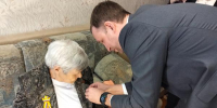 Этот праздник – со слезами на глазах: женщинам-ветеранам вручают юбилейные медали - News29.Ru