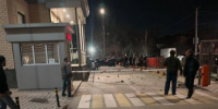 Дрон врезался в многоэтажку в Ростове-на-Дону. Произошел взрыв: видео - 29.Ru