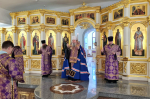 Митрополит Корнилий совершил заупокойное богослужение в канун четвертой великопостной субботы
