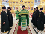 Митрополит Корнилий в Вербное воскресенье совершил Божественную литургию в Архангельске