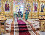 Митрополит Корнилий в Вербное воскресенье совершил Божественную литургию в Архангельске