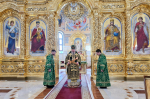 Митрополит Корнилий в Вербное воскресенье совершил Божественную литургию в Архангельске