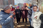 Представители совета ветеранов Майской Горки и ученики школы № 35 приняли участие во Всероссийском субботнике