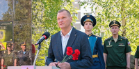 В Мирном помнят и чтут главного маршала артиллерии Митрофана Неделина - Единая Россия