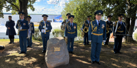 В столице Поморья открыли памятный знак «Архангельск – родина российского триколора» - Пресс-центр Правительства