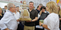 В Архангельске на Красной пристани продолжается работа торговых рядов и гастрономического фестиваля - Пресс-центр Правительства