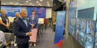 Представители сферы образования Поморья посетили региональный центр общественного наблюдения за выборами - Единая Россия