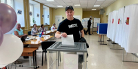 Андрей Аннин проголосовал традиционно – на избирательном участке - Единая Россия