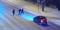 Шли на красный. В Архангельске пешеходы оказались под колесами легковушки - Tv29.Ru