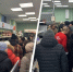 Скупают продукты за полцены: жители Архангельска выстроились в огромные очереди  | Источник: Валерия Богатырева / 29.RU - 29.Ru