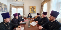 Митрополит Корнилий возглавил совещание в епархиальном управлении - Архангельская епархия