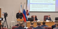 Депутаты горсовета задали вопросы начальнику полиции Северодвинска по итогам работы в 2025 году - Tv29.Ru
