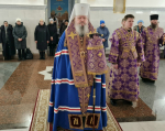 Митрополит Корнилий совершил заупокойное богослужение в канун четвертой великопостной субботы