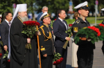 Празднование Дня ВМФ в Архангельске началось с возложения цветов к Вечному огню