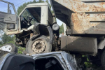 На юге Архангельской области легковушка протаранила большегруз